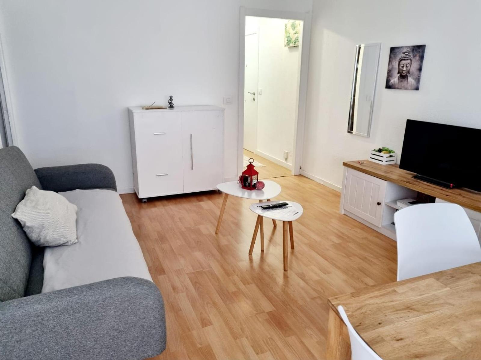 Acogedor, Con Garaje, Centrico. Apartment Vigo Bagian luar foto